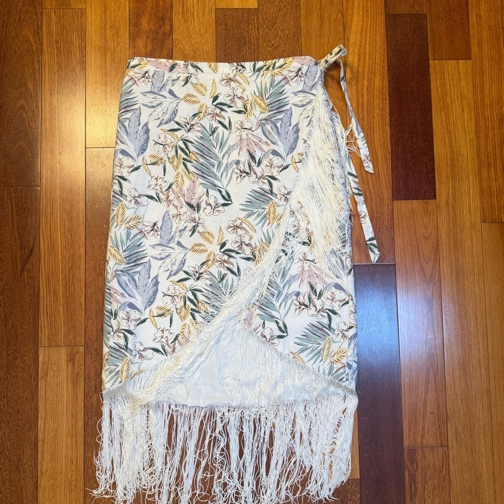 Sigrid Olsen | White Floral Linen Fringe Wrap Skirt Size Large